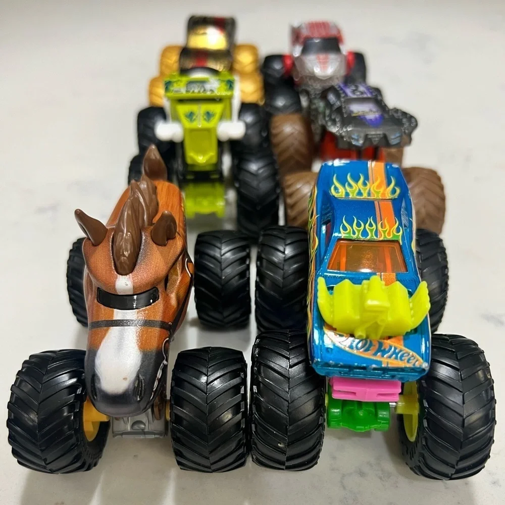 Monster Truck Toy Set - 6 Multicolor